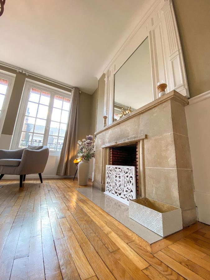 Appartement Chic, 3 Chambres, Hyper Centre-Ville, Parking Payant Amiens Buitenkant foto